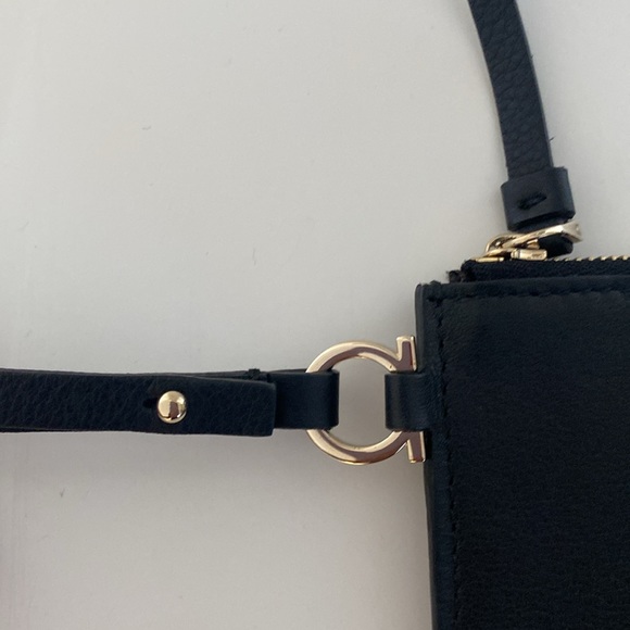 Authentic Salvatore Ferragamo Black leather Wristlet Pouch - Picture 2 of 6